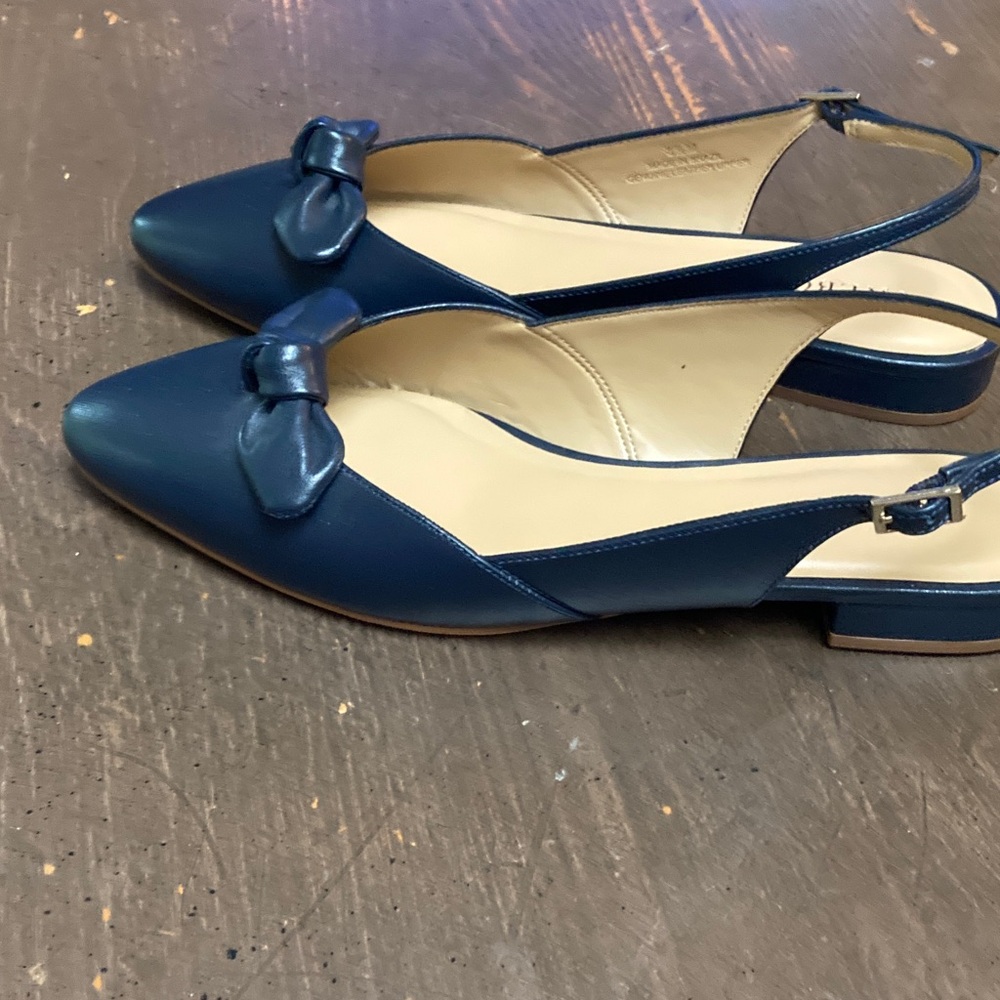 Talbots Navy Blue and Cream Flats